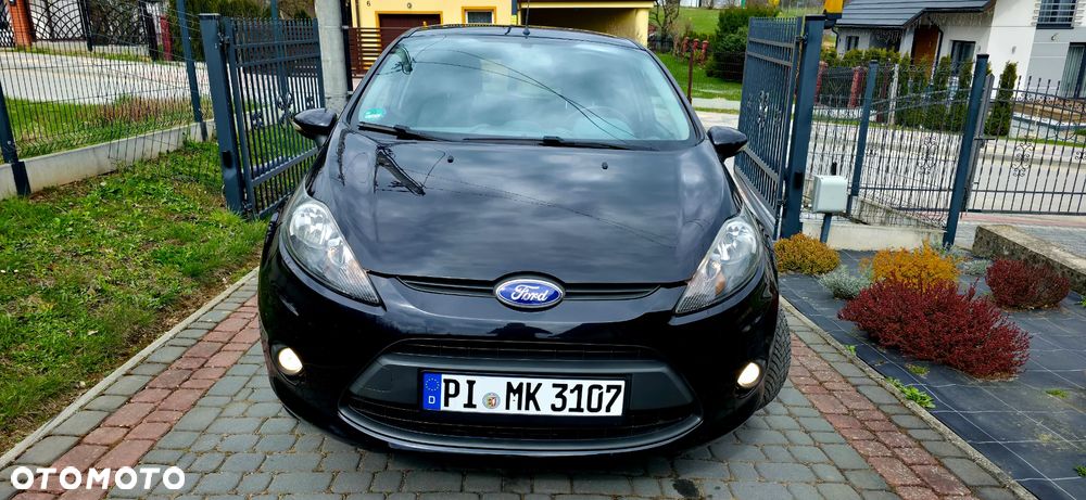 Ford Fiesta - 2
