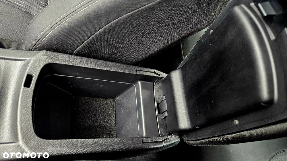 Peugeot 308 BlueHDi FAP 120 EAT6 Stop & Start Allure - 37