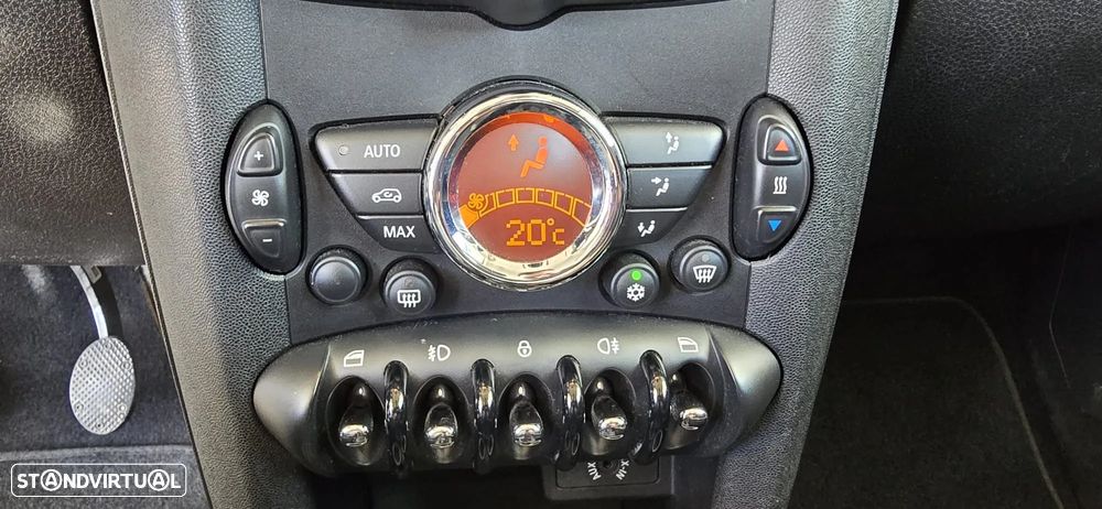 MINI 3 Portas Cooper D - 21