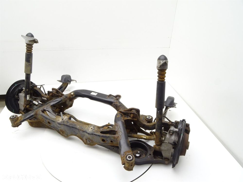 Belka tylna kompletna zawieszenie tył piasta 5n0505235af audi q3 8u 2.0 tdi - 5