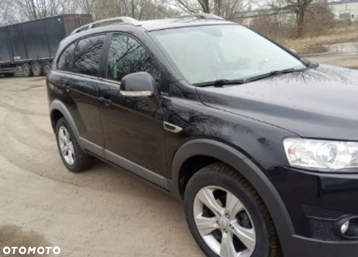 Chevrolet Captiva 2.2 d LTZ - 2