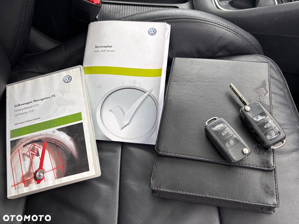 Volkswagen Golf 2.0 TDI DPF Highline - 11