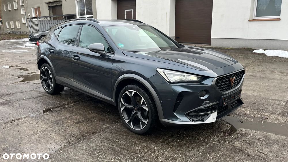 Cupra Formentor 1.4 e-Hybrid DSG Priority - 8