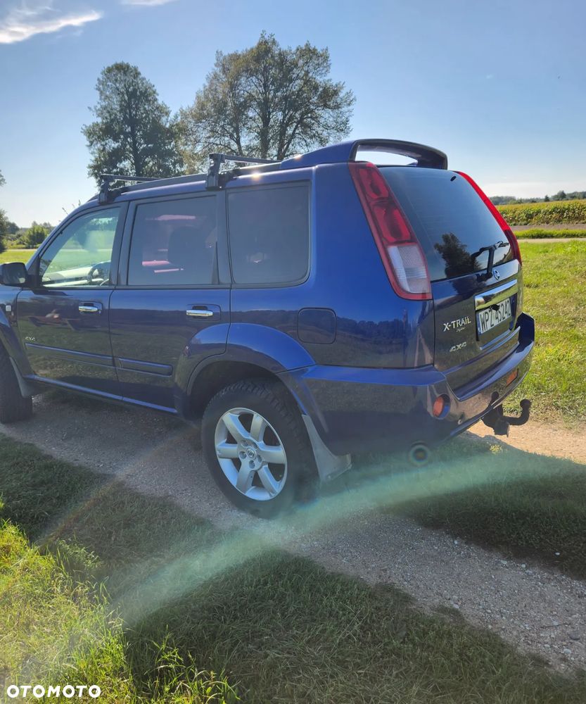 Nissan X-Trail 2.5 4x4 Elegance - 5
