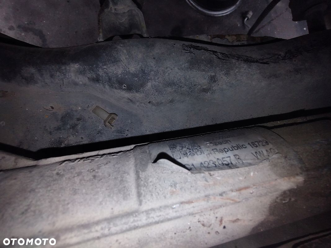 SKODA RAPID 1,4TDI MAGLOWNICA 6C1423057R - 2