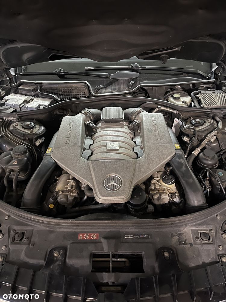 Mercedes-Benz CL - 16