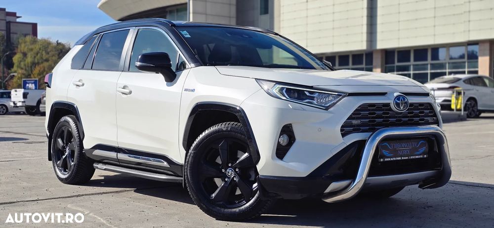 Toyota RAV4 2.5 Hybrid VVT-iE 4x4 Luxury - 2