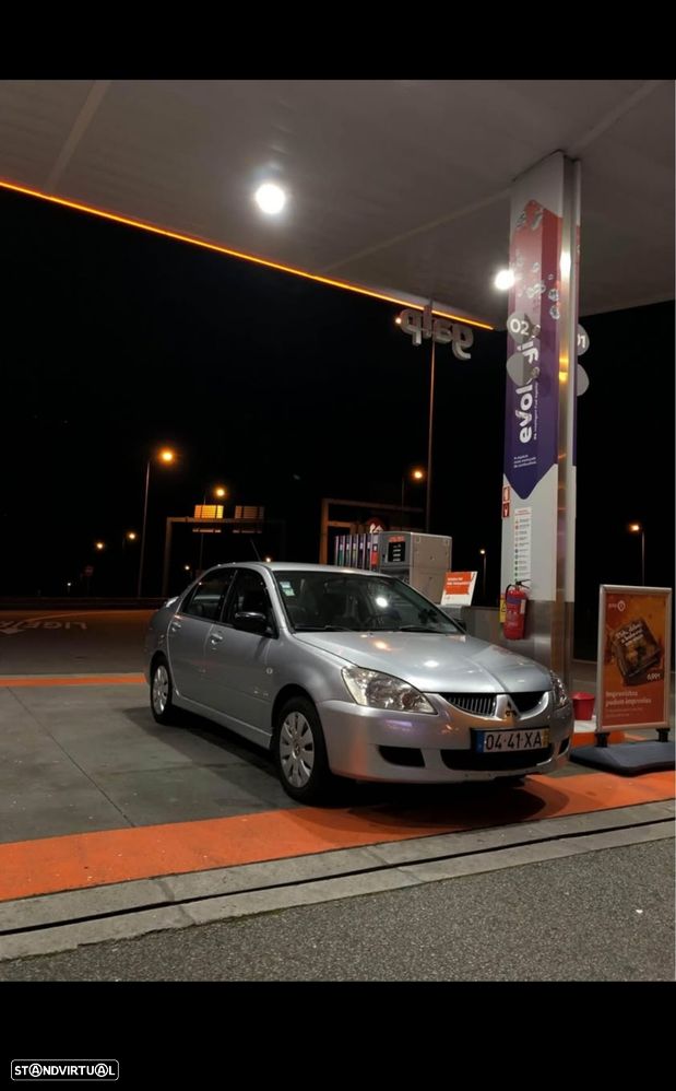 Mitsubishi Lancer 1.3 Confort P3 - 1