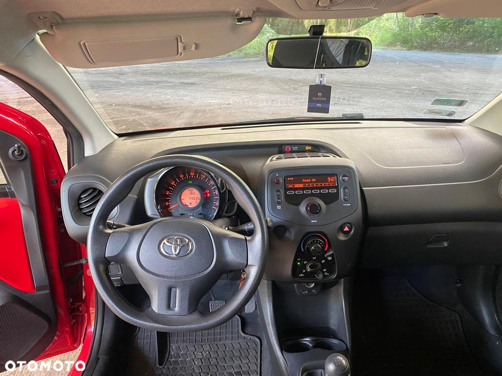 Toyota Aygo - 10