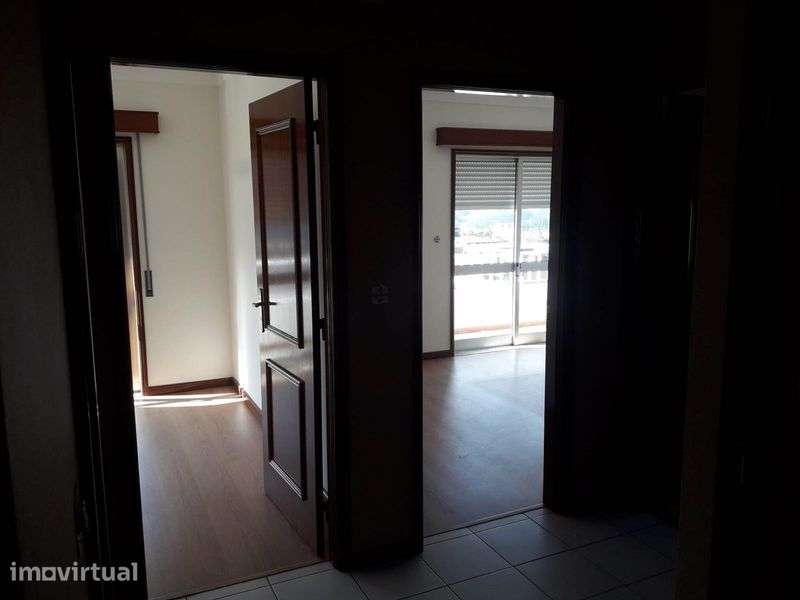 Apartamento T3 com lugar de Garage - Grande imagem: 5/12