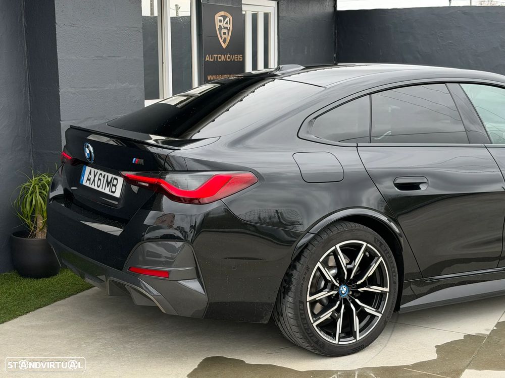 BMW i4 eDrive40 Pack Desportivo M - 7