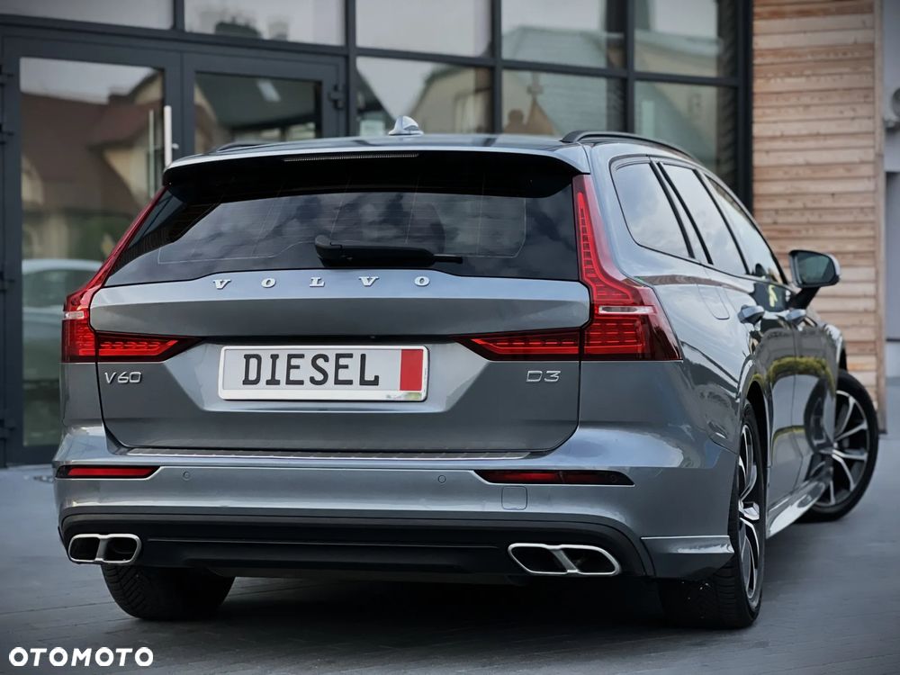 Volvo V60 D3 Momentum - 13
