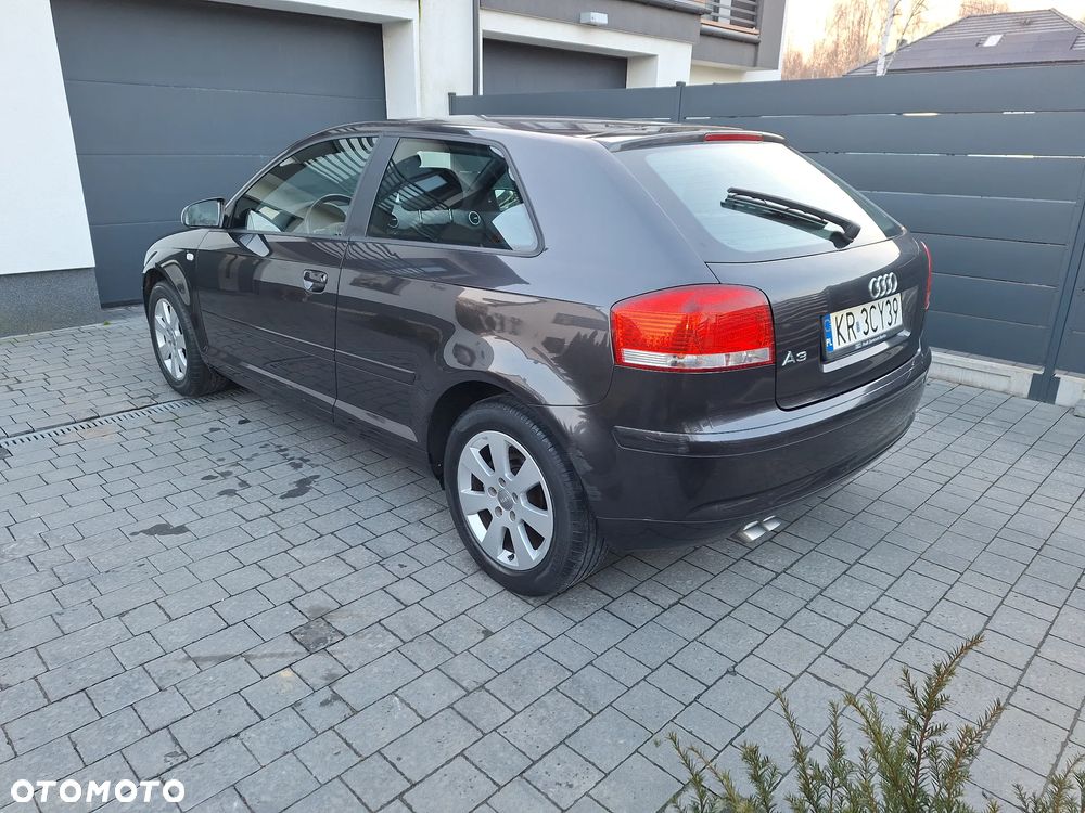 Audi A3 3-drzwiowe 1.9 TDI DPF Attraction - 4