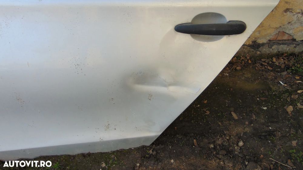 Usi spate stanga/dreapta BMW Seria 1,E87,an 2006 - 4