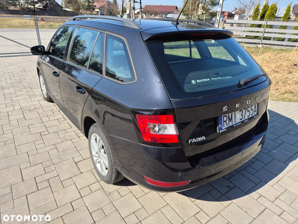 Skoda Fabia 1.0 TSI Ambition - 7