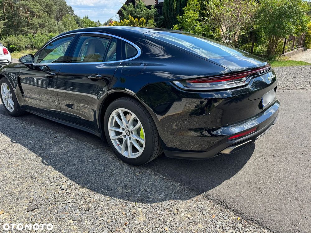 Porsche Panamera 4 E-Hybrid - 2
