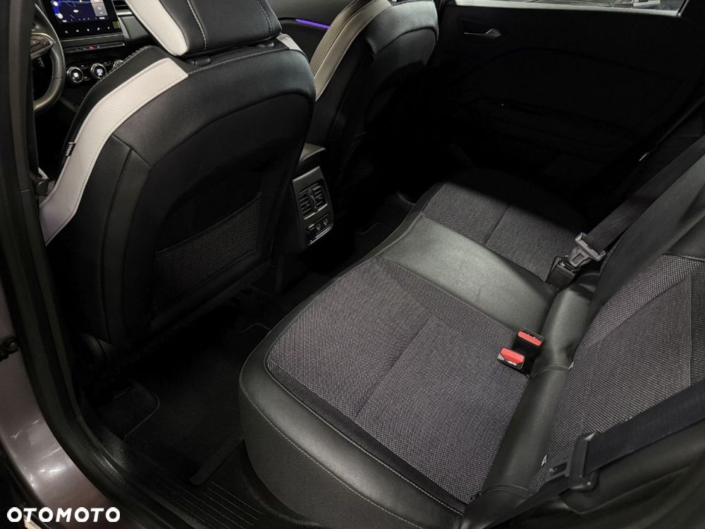 Renault Captur 1.6 E-TECH Full Hybrid 145 Intens - 32