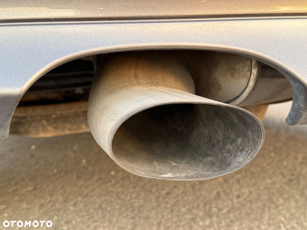 BMW Seria 1 118d DPF - 19
