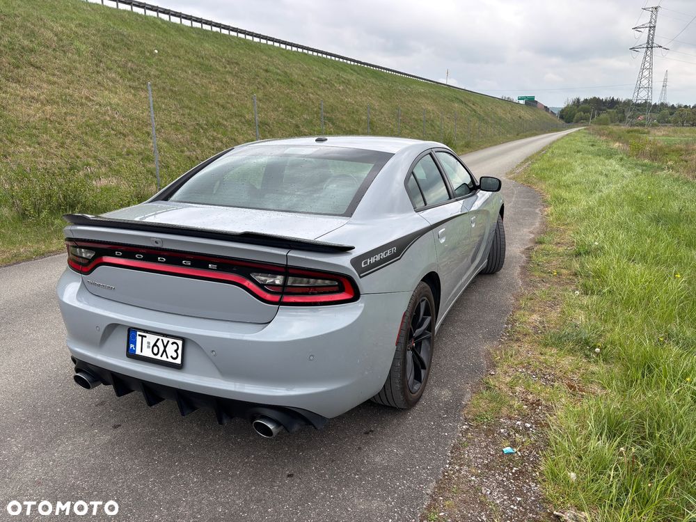 Dodge Charger - 5
