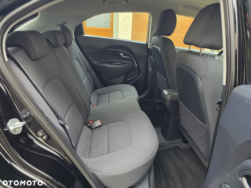 Kia Rio 1.4 Dream Team Edition - 12