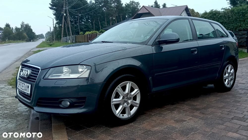 Audi A3 Sportback 1.6 Attraction - 9