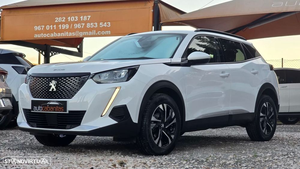 Peugeot 2008 1.2 PureTech Allure Pack - 4