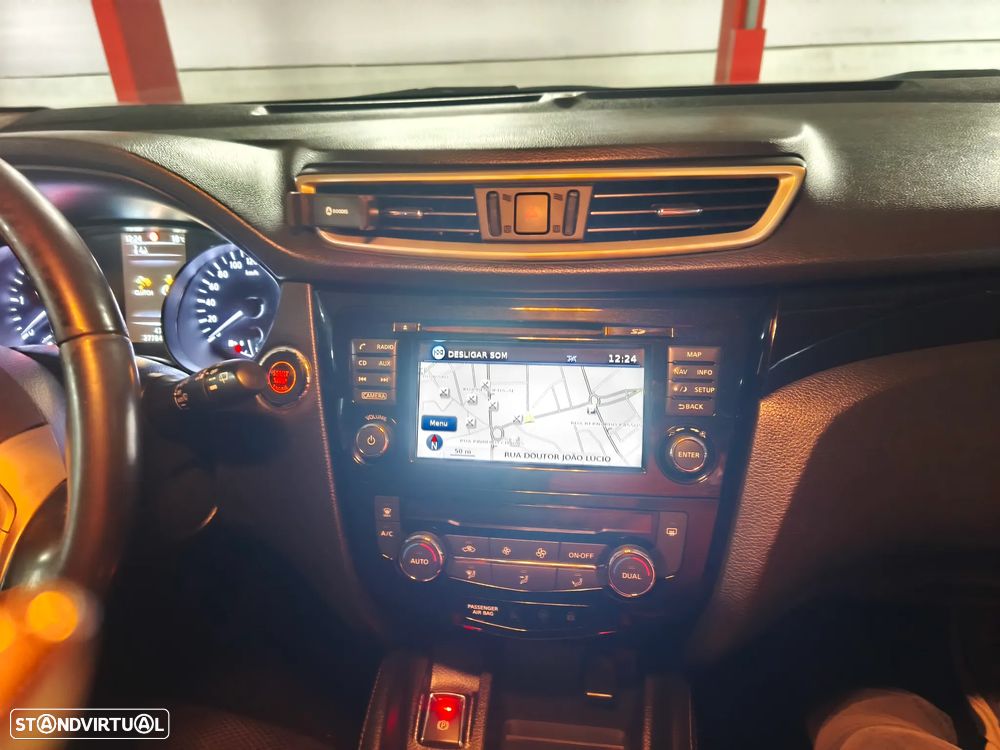 Nissan Qashqai 1.5 dCi 360 S - 6