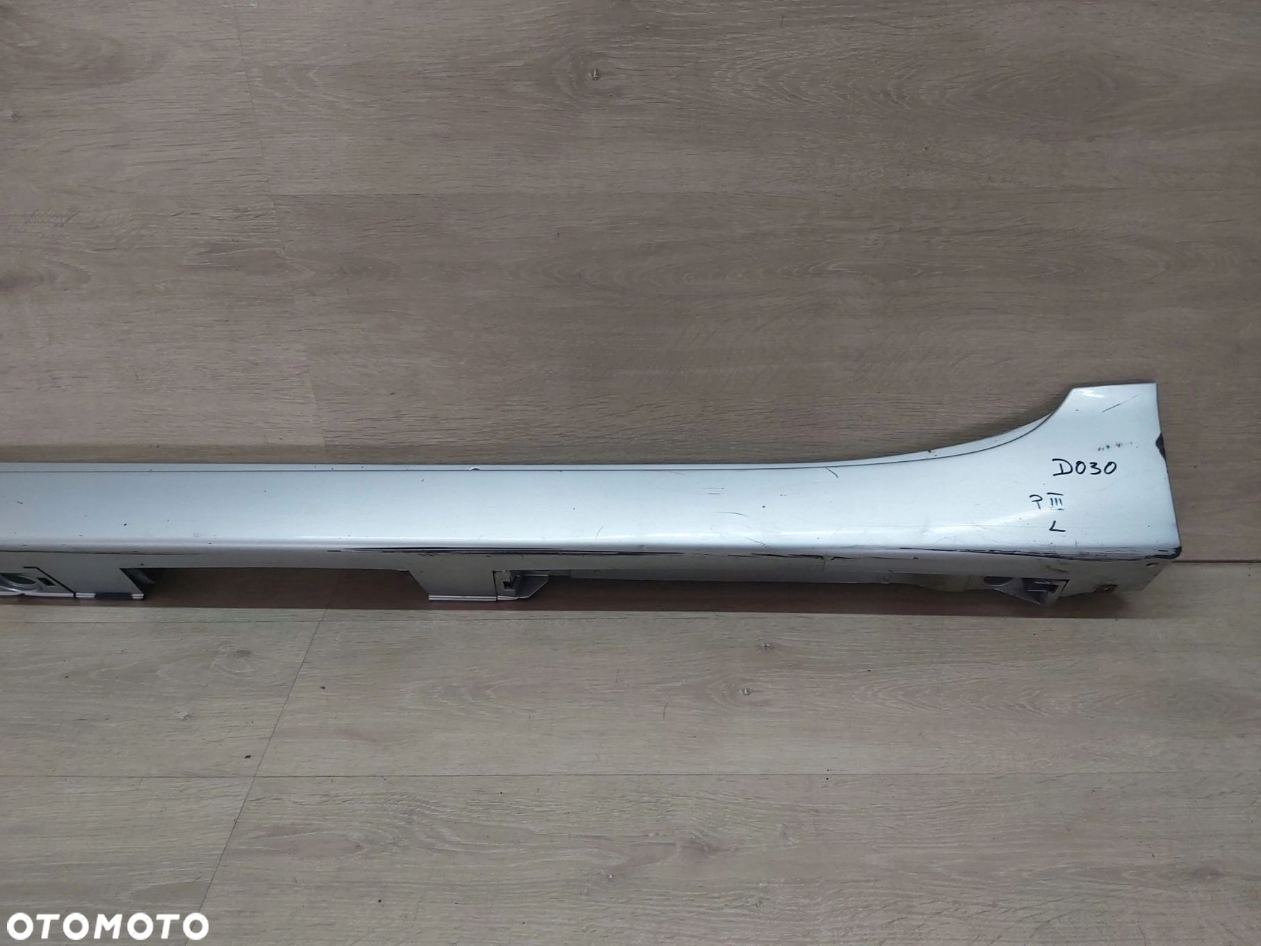 Toyota Prius III listwa progowa lewa nakładka lewa - 16
