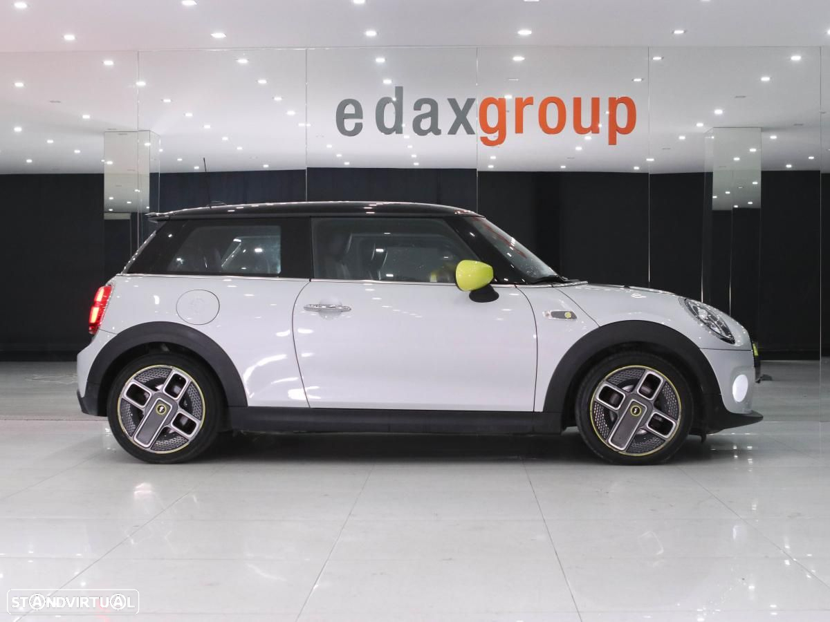 MINI 3 Portas Cooper SE - 2