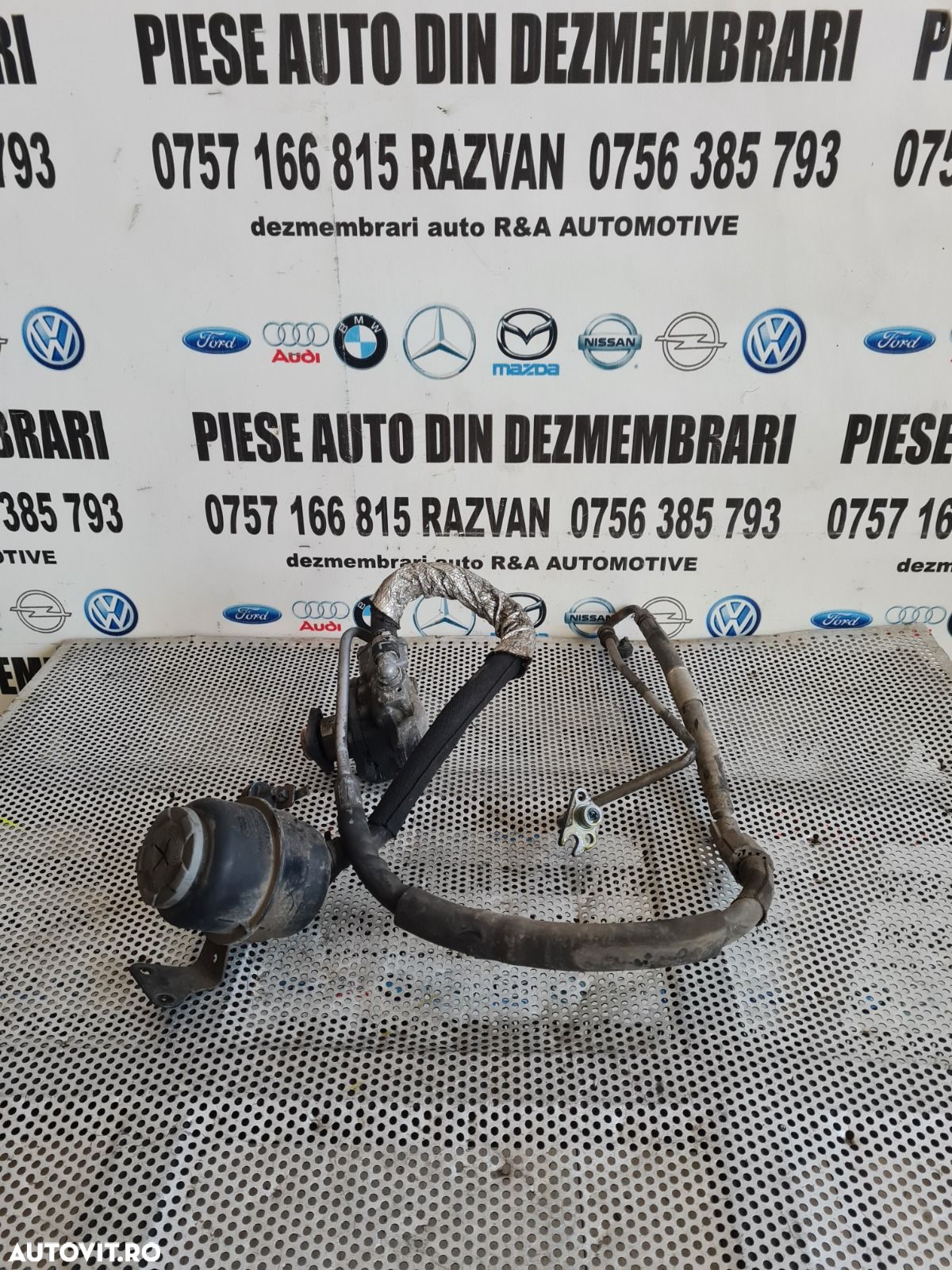 Pompa Servo Servodirectie Hidraulica Conducta Servo Bidonas Vas Ulei Servo Audi A4 B8 Q5 A5 2.7 Tdi - 1