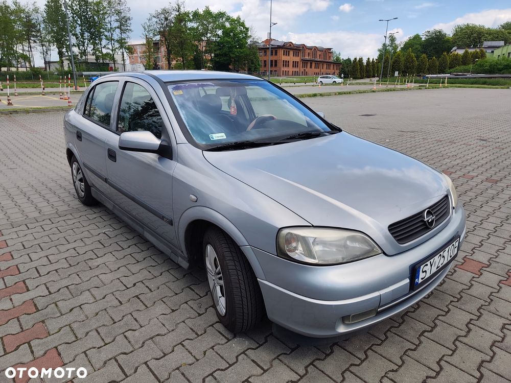Opel Astra - 4
