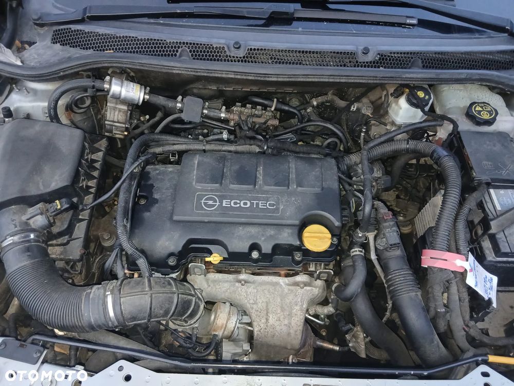 Opel Astra 1.4 T Active - 10