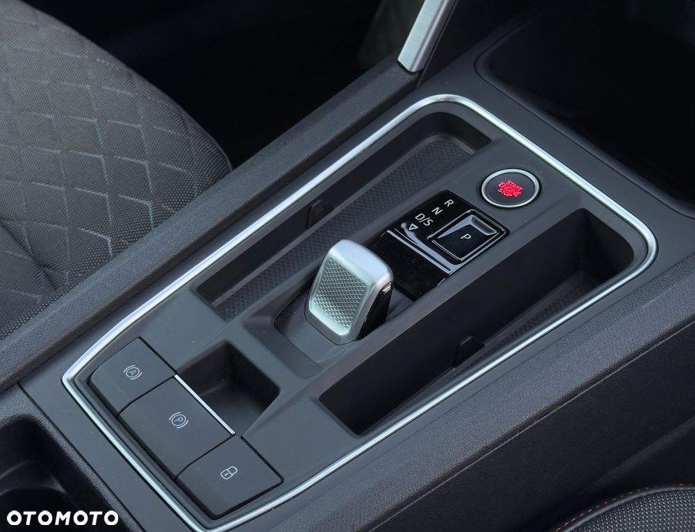 Seat Leon 1.5 eTSI OPF DSG FR Black Edition - 28