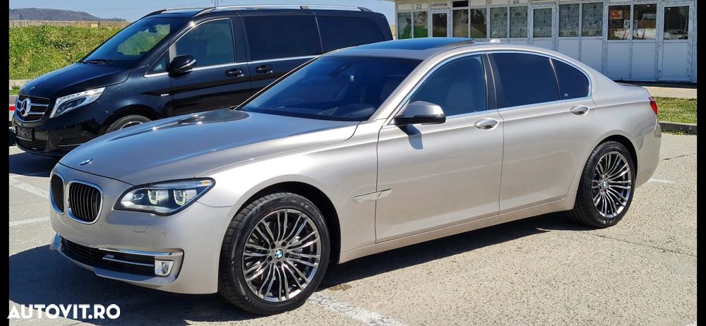 BMW Seria 7 730d xDrive - 1