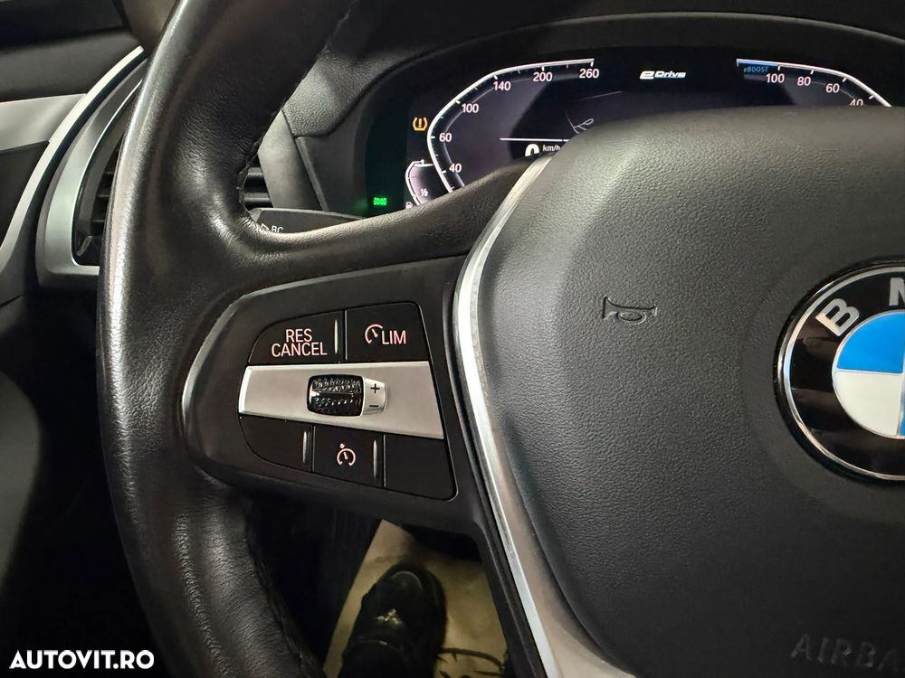 BMW X3 xDrive30e Aut. Advantage - 23