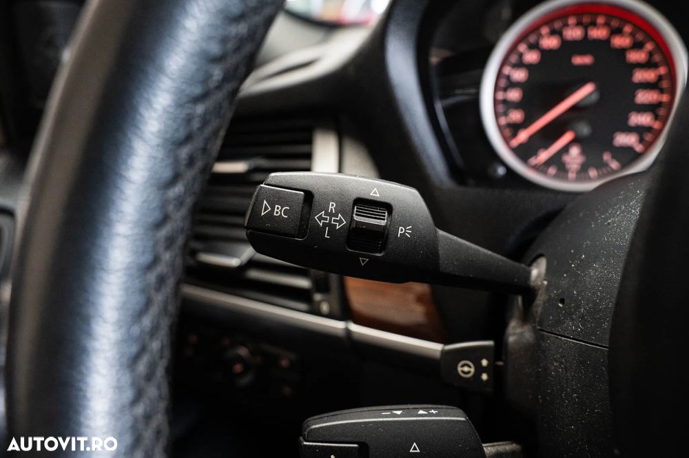 BMW X6 xDrive40d - 23