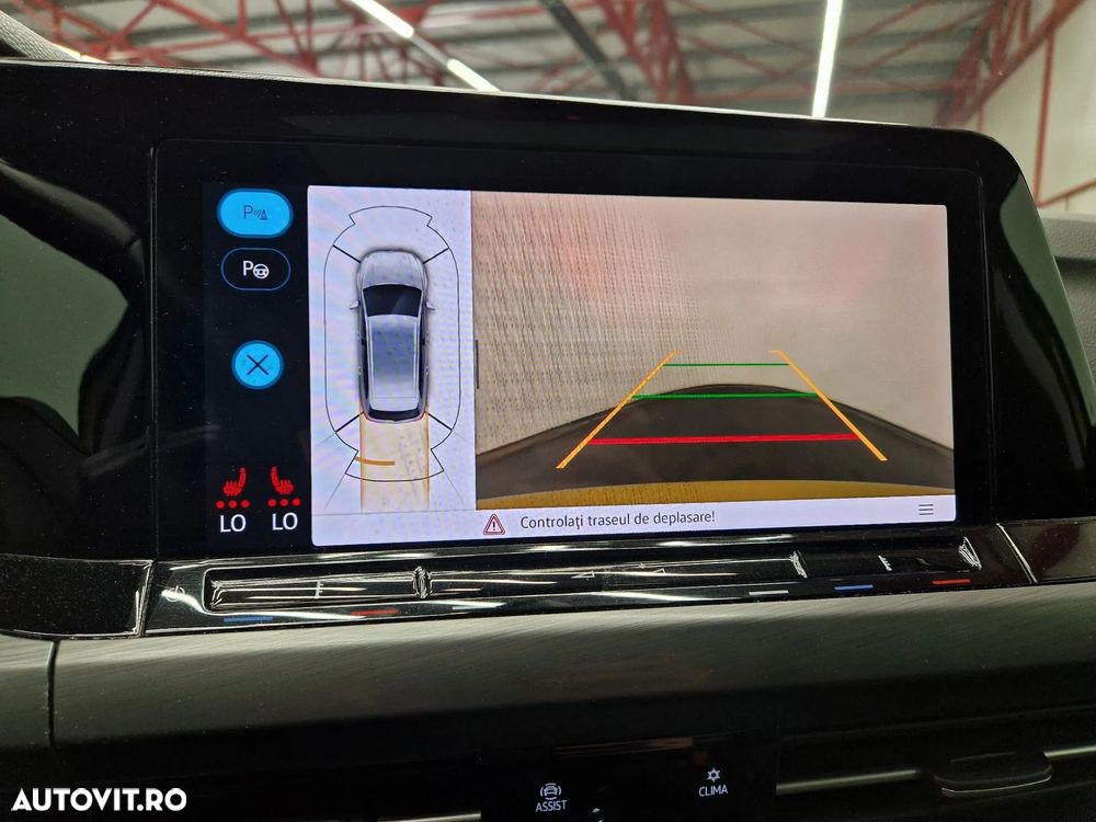 Volkswagen Golf - 10