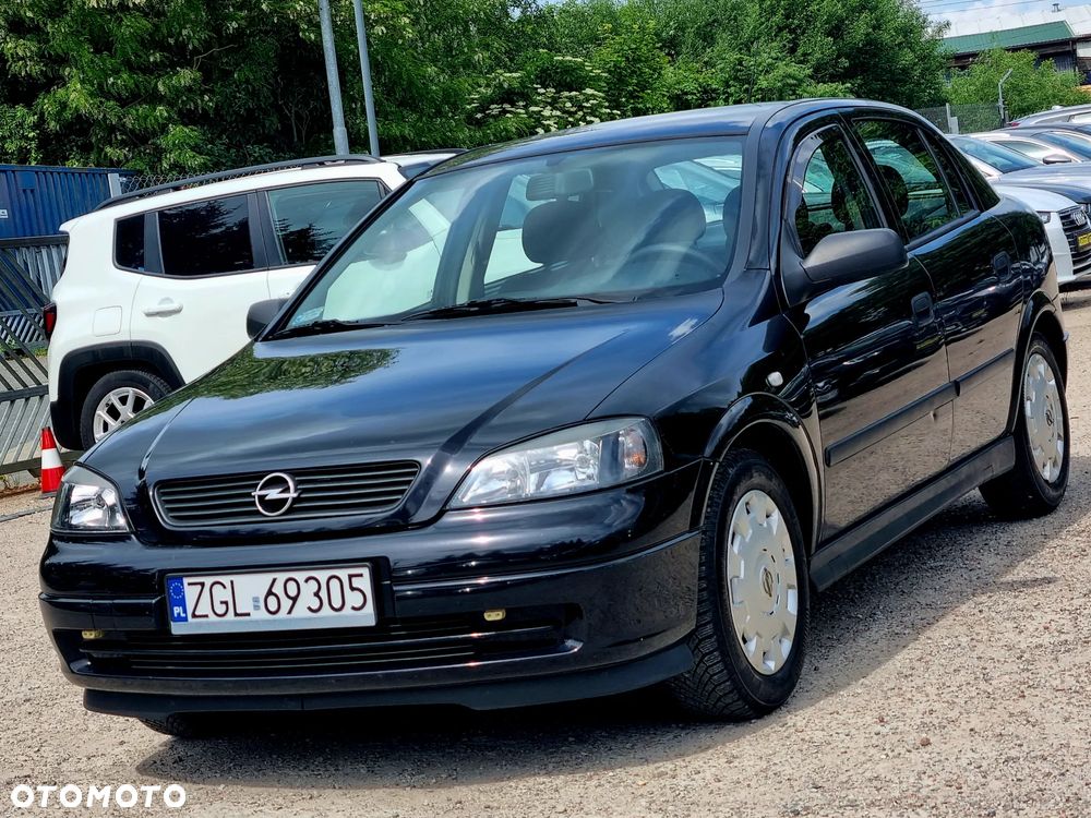 Opel Astra 1.4 Essentia - 1