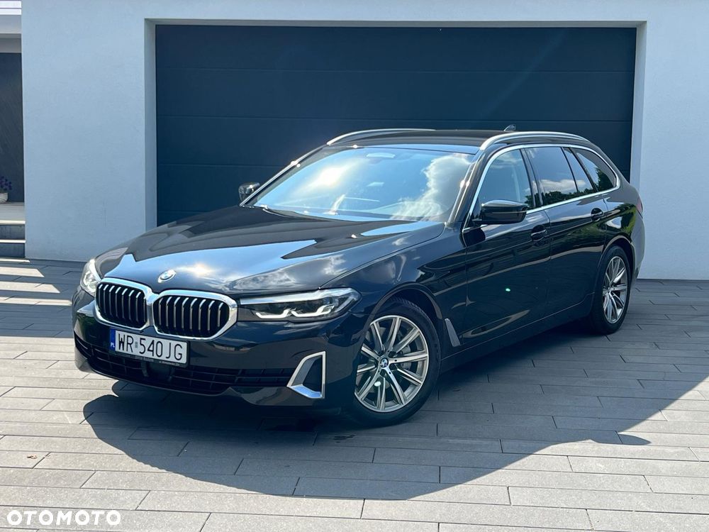 BMW Seria 5 540i xDrive Luxury Line - 1