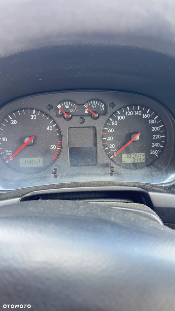 Volkswagen Golf - 15