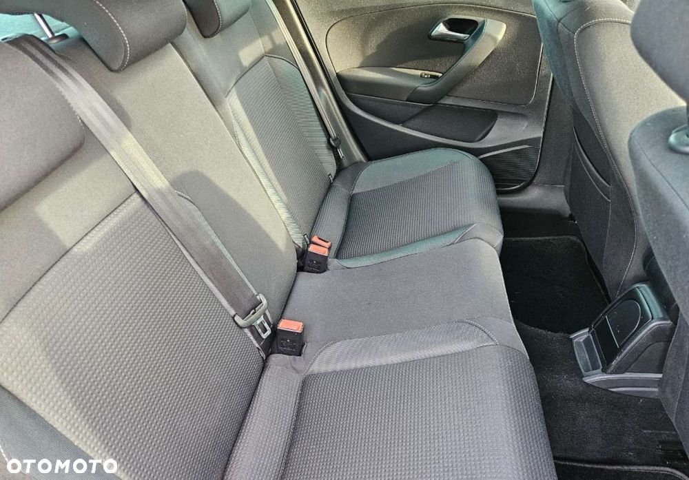 Volkswagen Polo - 23