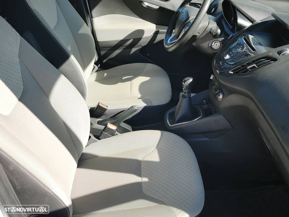 Ford Tourneo Courier 1.0 EcoBoost Titanium - 22