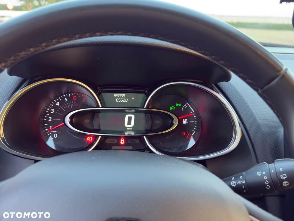 Renault Clio 0.9 Energy TCe Limited EU6 - 10