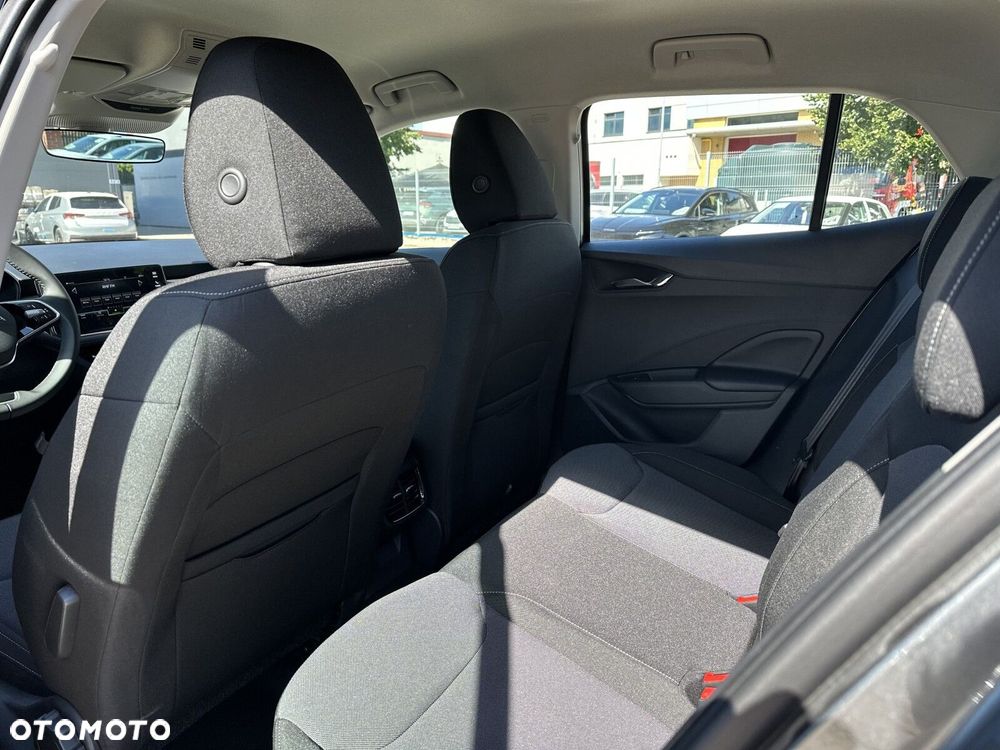 Skoda Fabia 1.0 TSI Drive DSG - 22