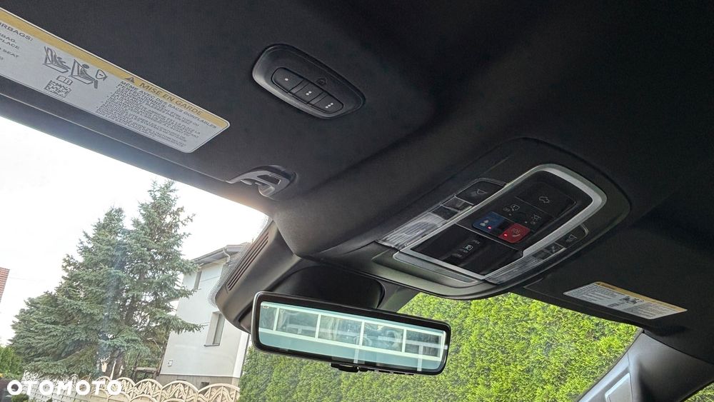 RAM 1500 5.7 eTorque Crew Cab Shortbed Limited Black - 21