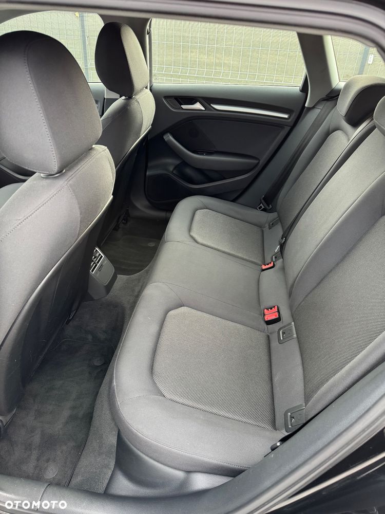 Audi A3 Sportback 1.6 TDI - 10