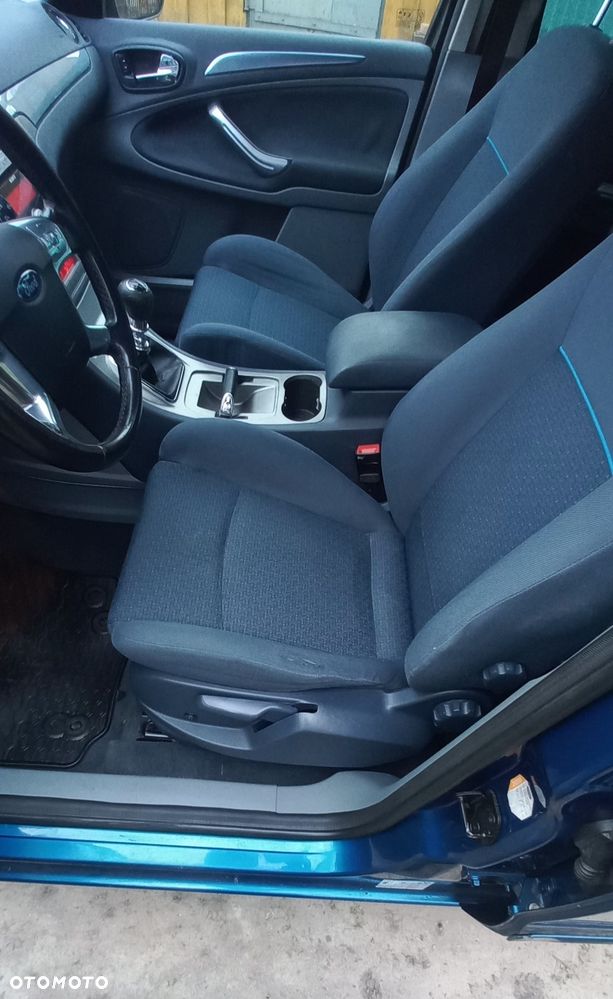 Ford S-Max - 7