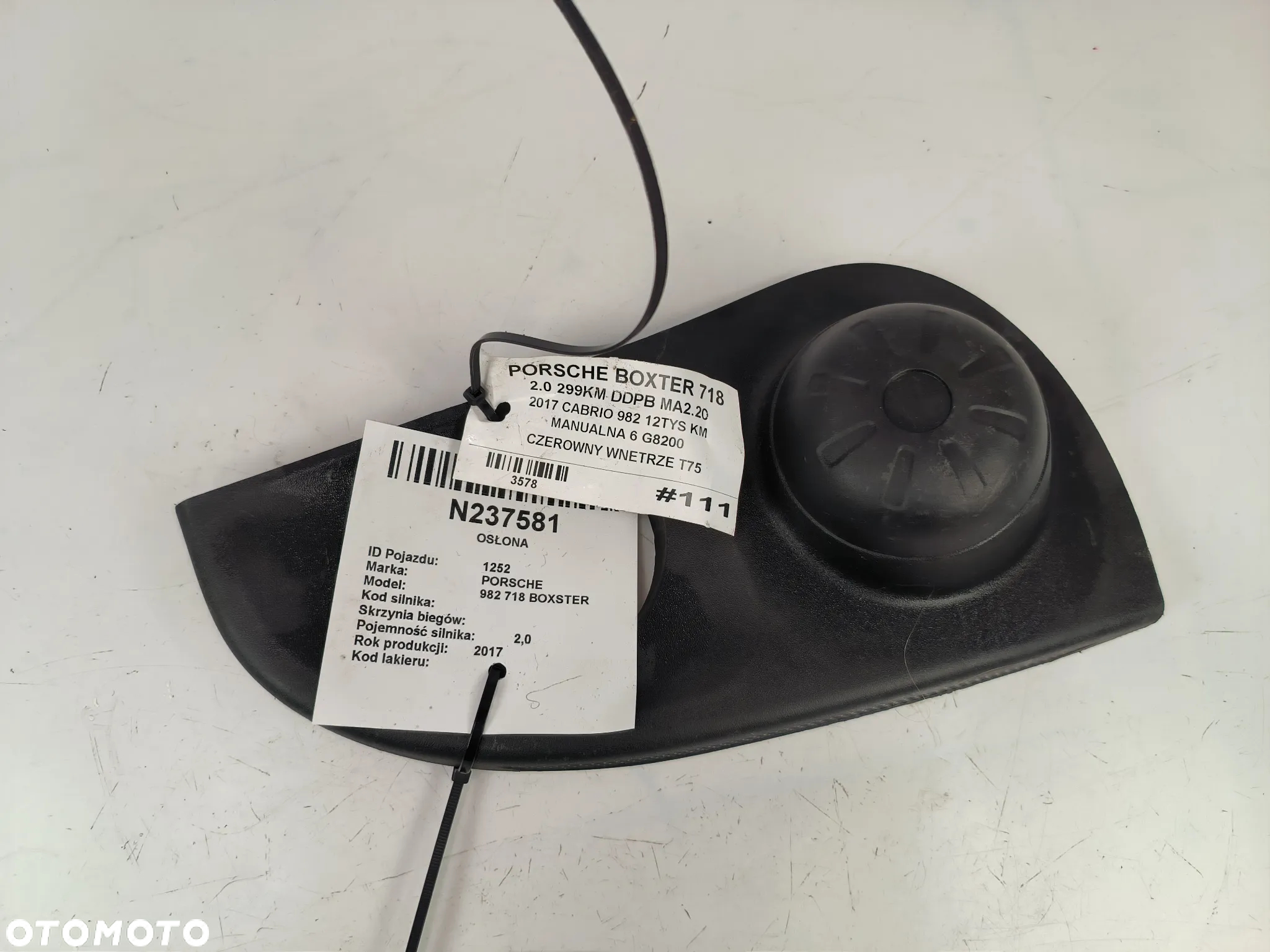 element wykończenia bagażnika, boczki 981551382011E0  Porsche Boxtser 718  2017r. - 2