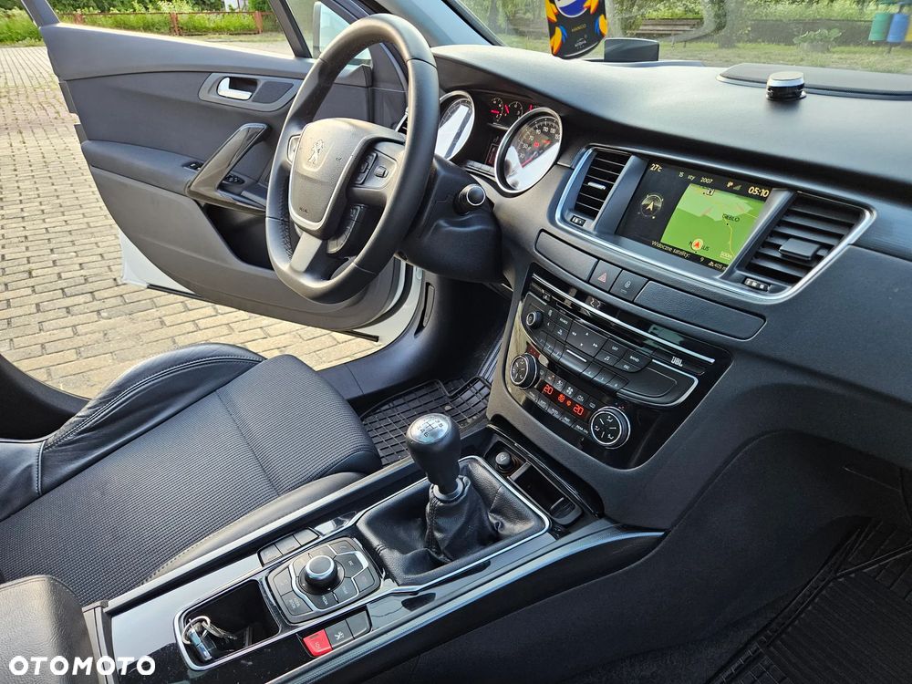 Peugeot 508 1.6 T Allure - 35