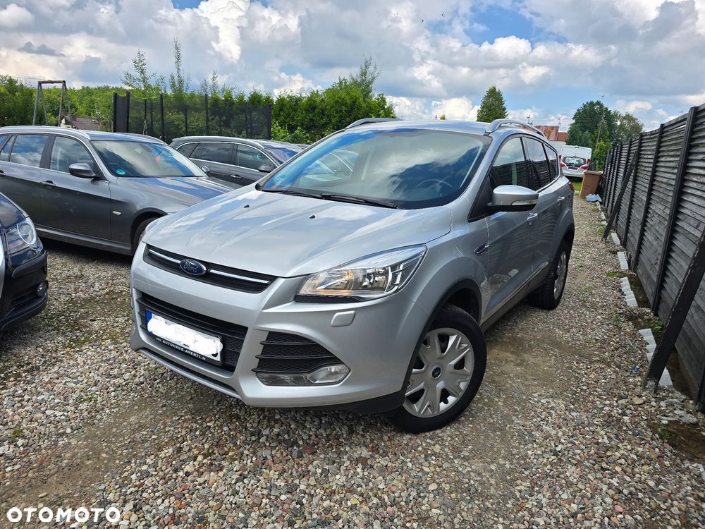 Ford Kuga - 1